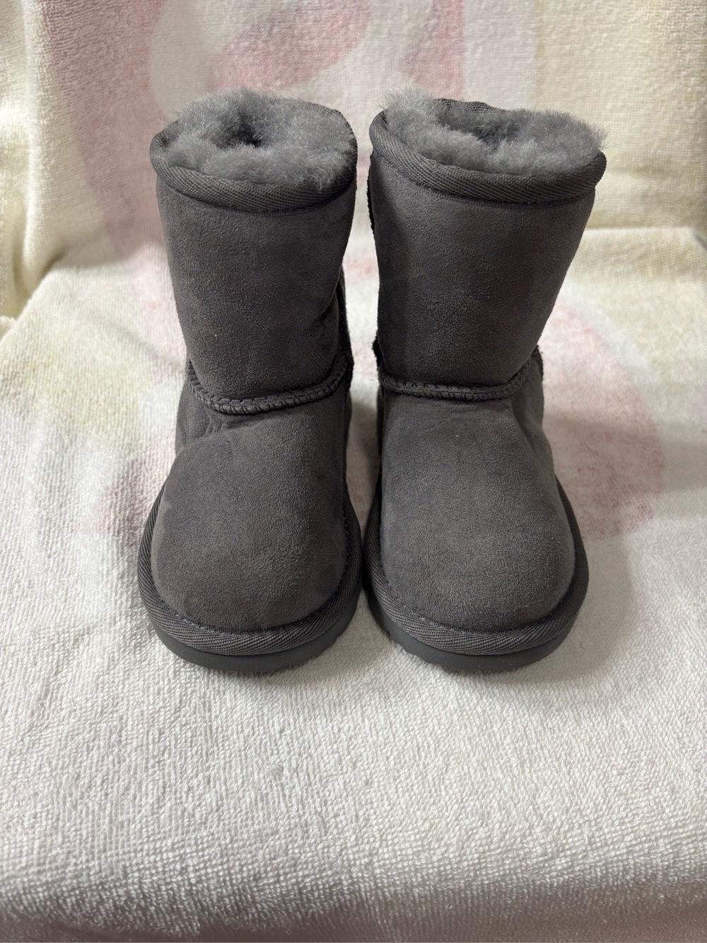 UGG TODDLER KIDS CLASSIC II GLITZ METAL GRAY BOOTS US SIZE 6